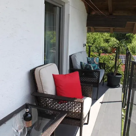 Panorama Mora 公寓 厄茨