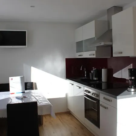 Panorama Mora 公寓 *