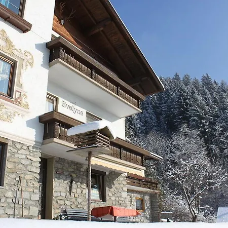 Panorama Mora 厄茨